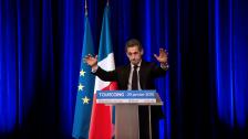 sarkozy à la rencontre de faux ouvriers dans l essonne