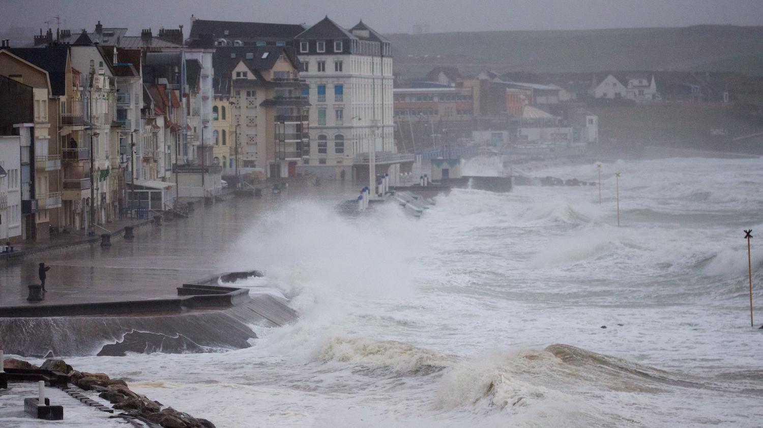 Vents Violents D Partements Plac S En Alerte Orange De La Bretagne