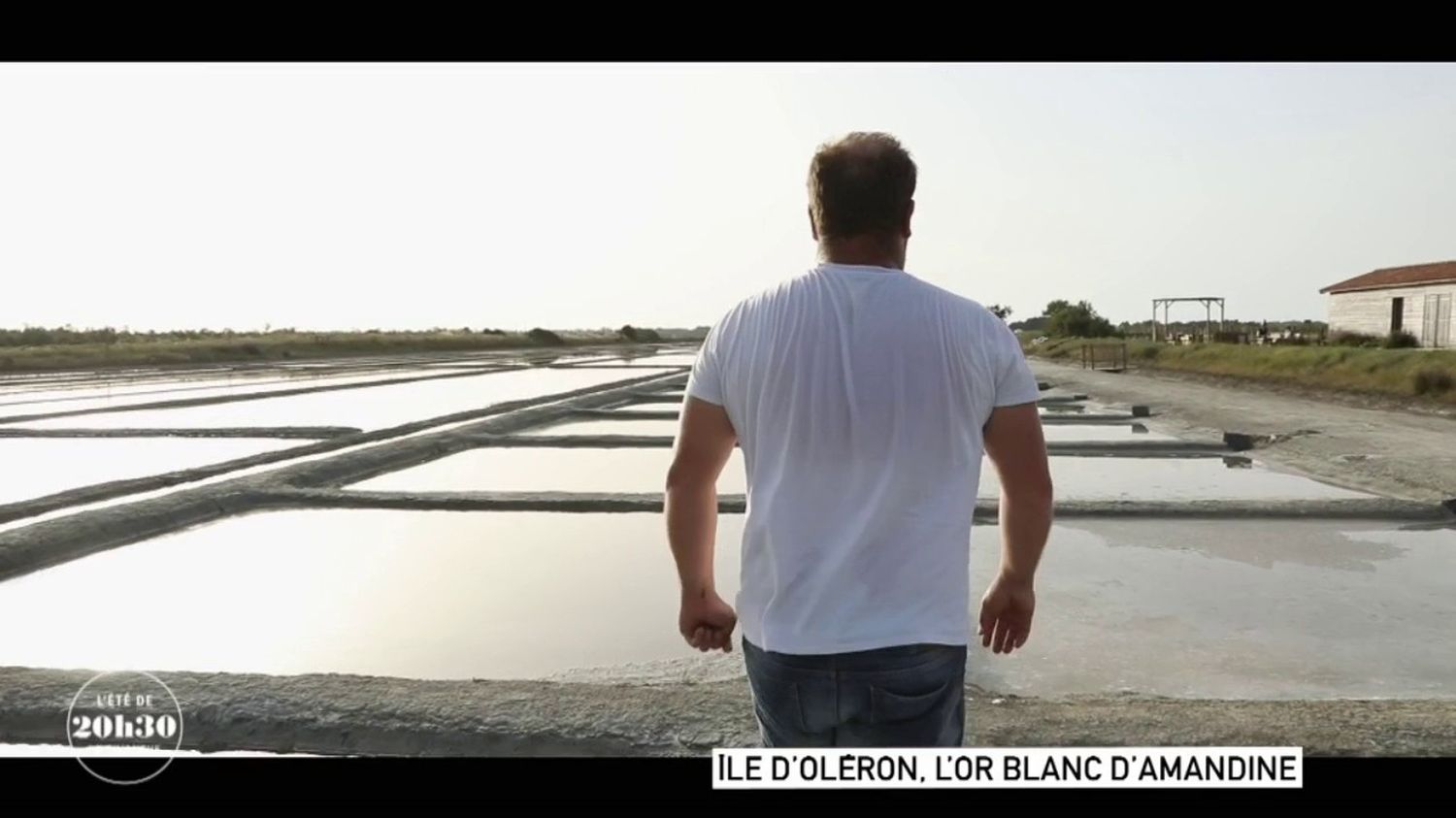 VIDEO Cest tout simple mais très ingénieux un saunier de lîle d