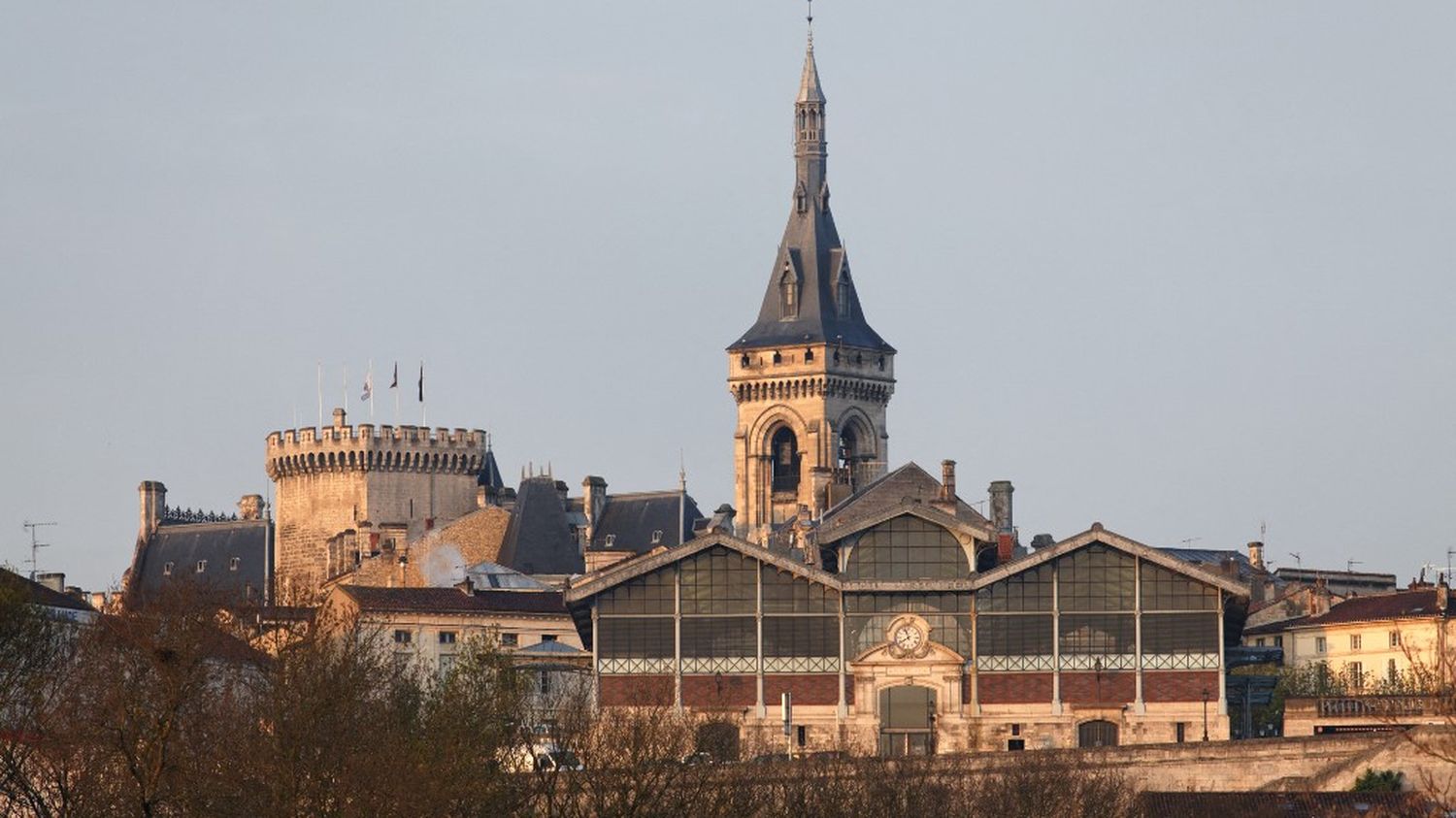 Charente un arrêté controversé de la mairie d Angoulême sur l espace