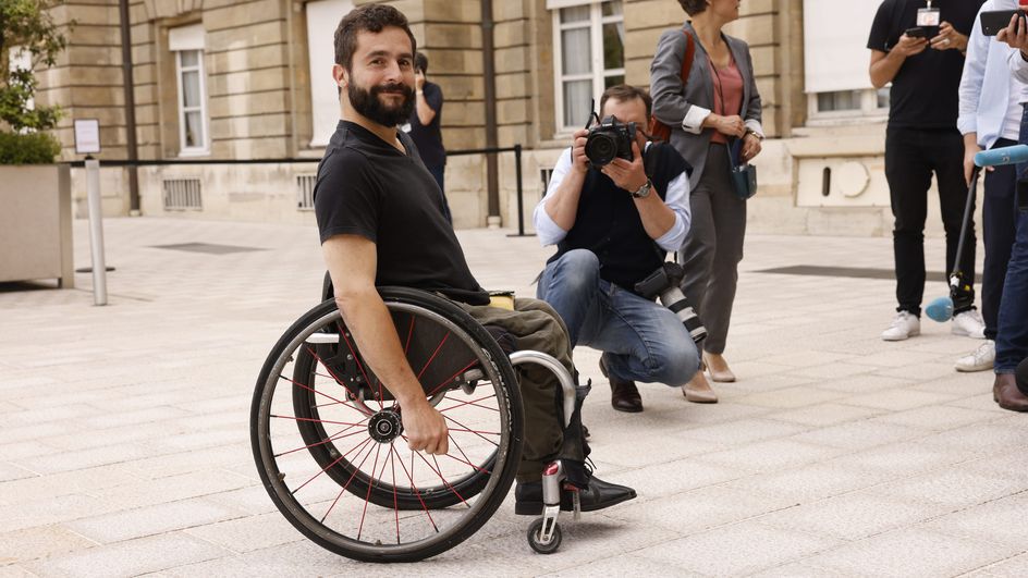 Je Saurai Porter La Voix De Tous Ceux Qui Sont En Marge S Bastien