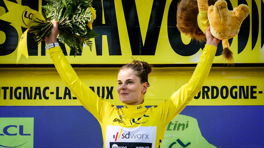 VIDEO Tour De France Femmes 2023 Le Show De Julie Van De Velde Le