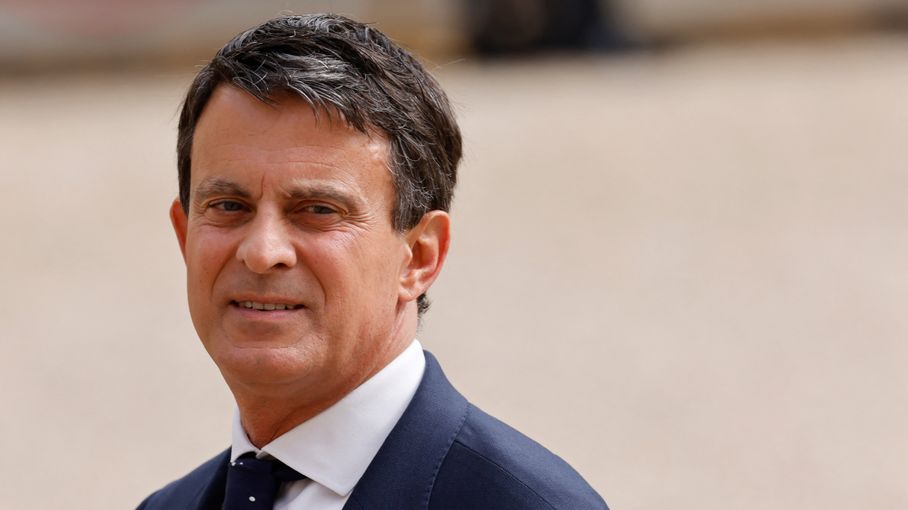 Manuel Valls entre par la fenêtre le bal des morts vivants des