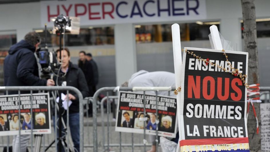 Attentats Contre Charlie Hebdo Et L Hyper Cacher Deux Hommes