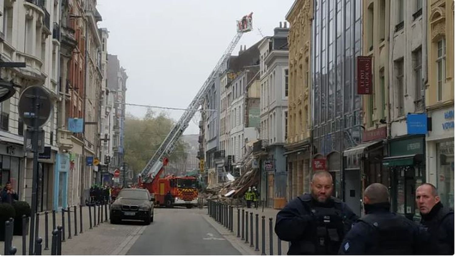 Nord Deux Immeubles S Effondrent Dans Le Centre De Lille Une