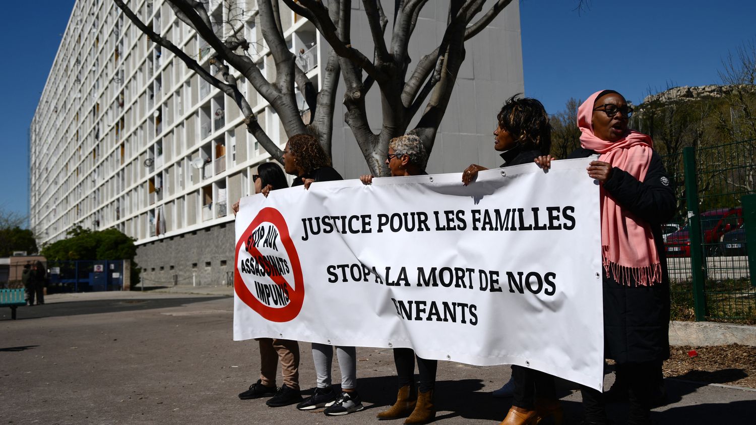 Fusillades à Marseille On ne fait que de dénoncer ces tueries et