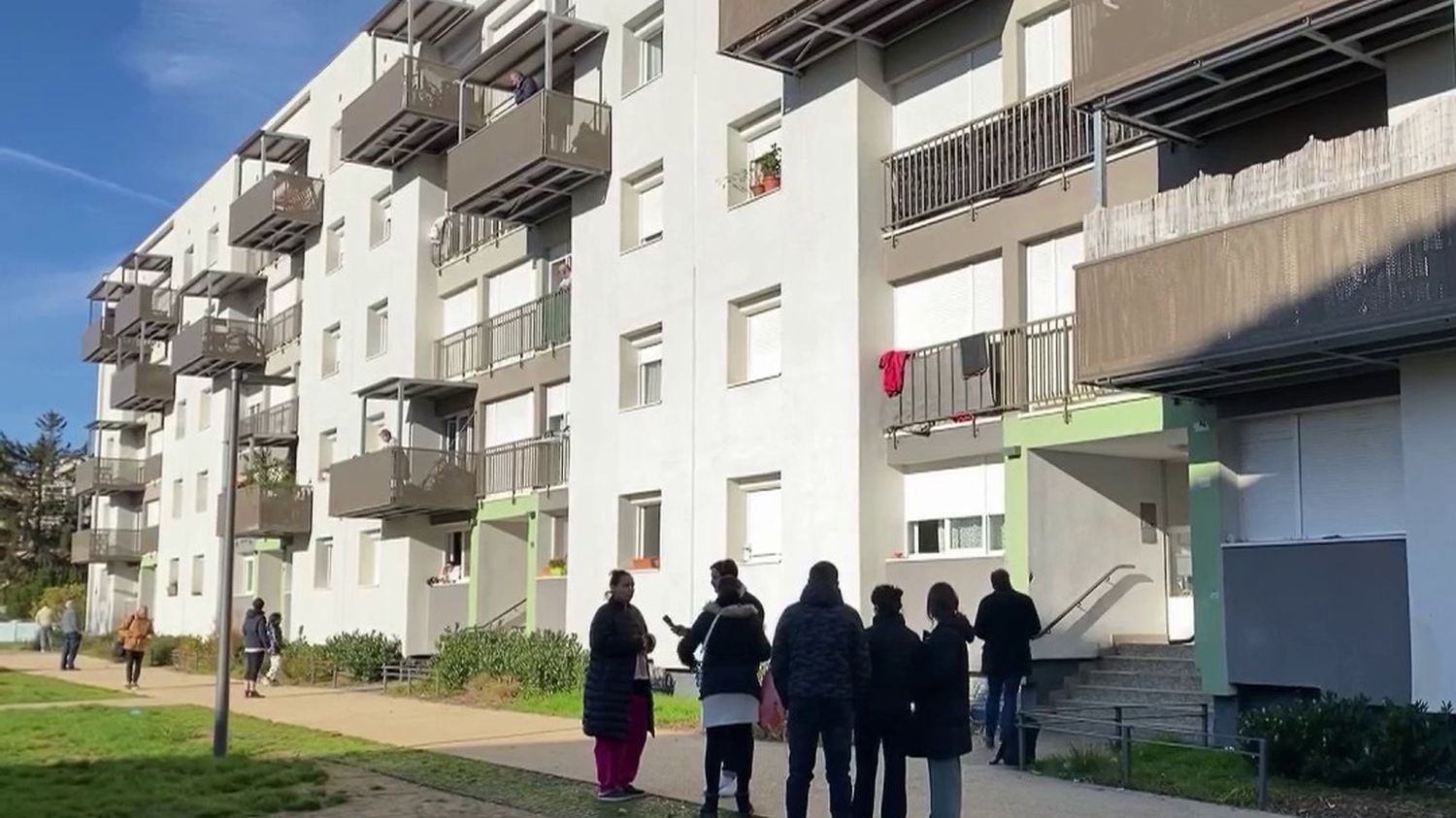 Dijon Un Habitant Tu Par Une Balle Perdue