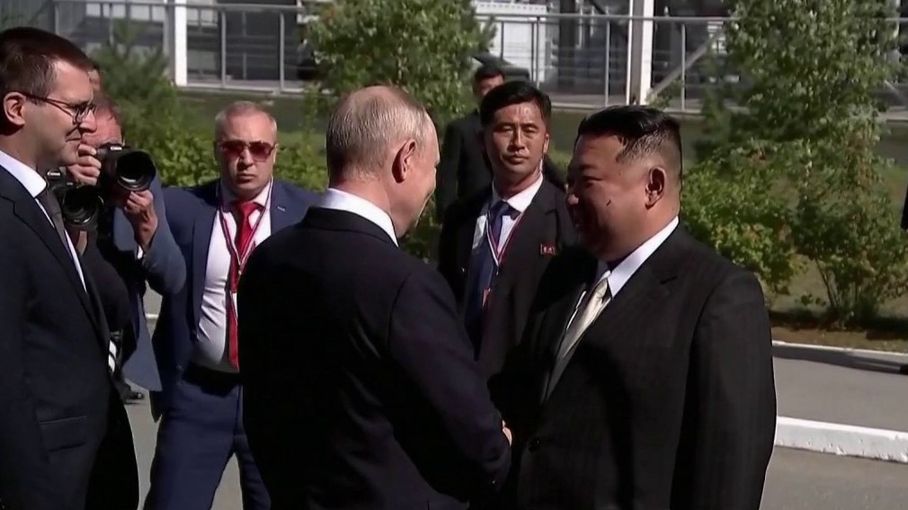 Russie Une Rencontre Historique Entre Vladimir Poutine Et Kim Jong Un