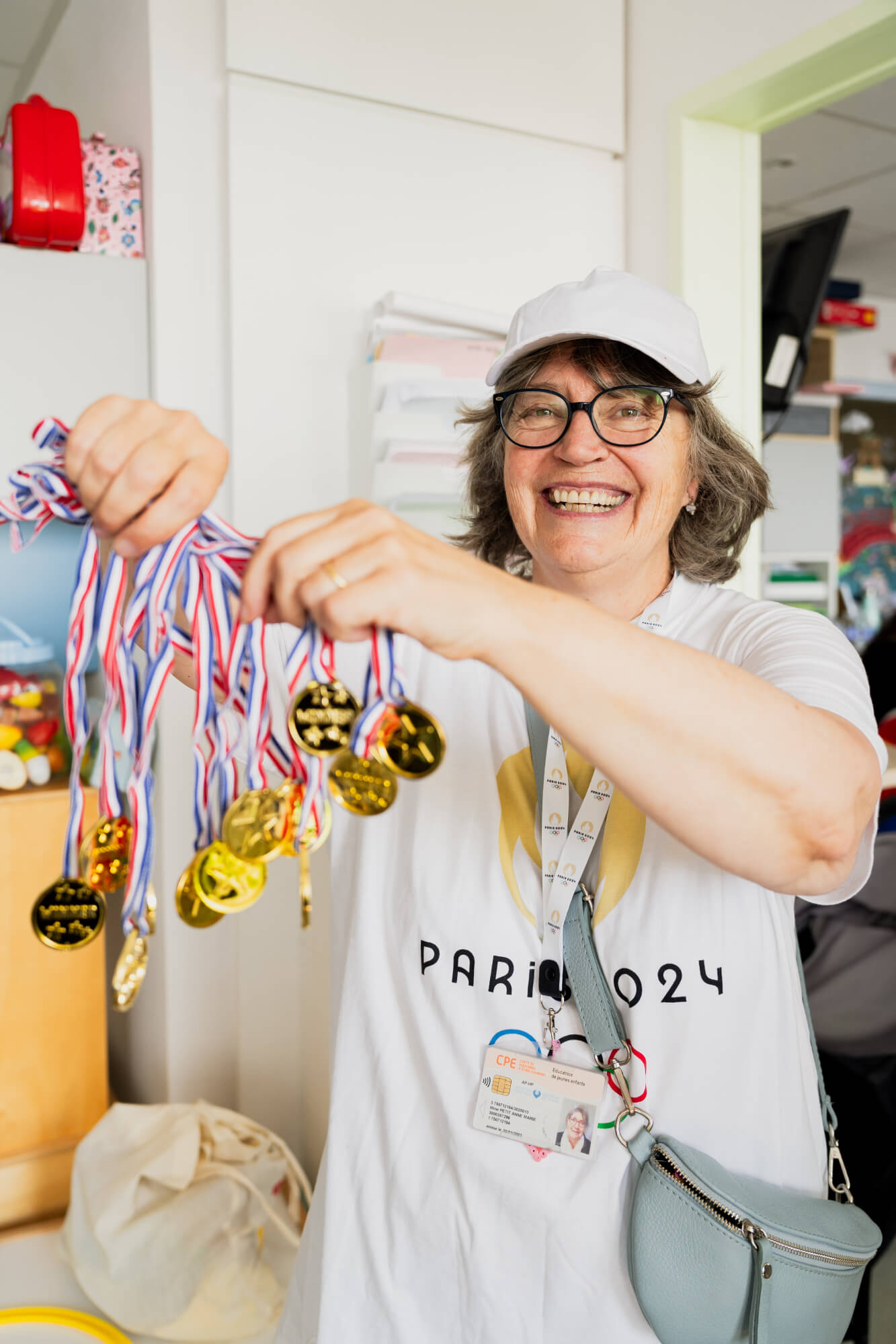 Anne-Marie Petit, an educator at the Antoine Béclère hospital, emphasizes the importance of sport for the healing and well-being of children.