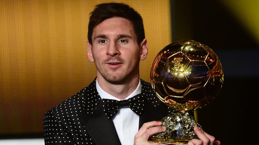 VIDEO. Lionel Messi élu Ballon d'or pour la 4e fois consécutive, un record