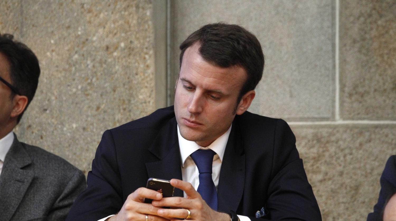 Video Emmanuel Macron Un Ex Banquier Au Poste De Ministre De Leconomie