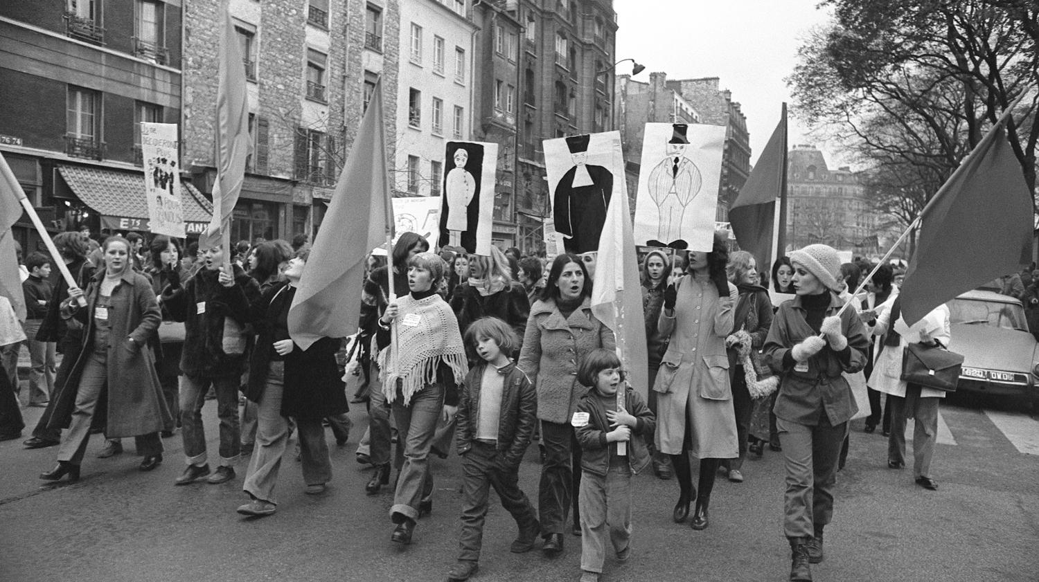 Des Salopes En 1971 Aux Fraudeuses En 2014 Ces Manifestes Des 343 Qui Ont Fait Date 