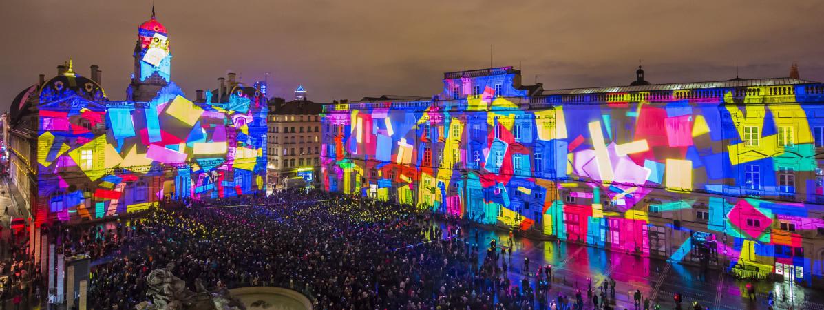 La Traditionnelle Fête Des Lumières De Lyon, Prévue Du 5 Au 8 Décembre ...