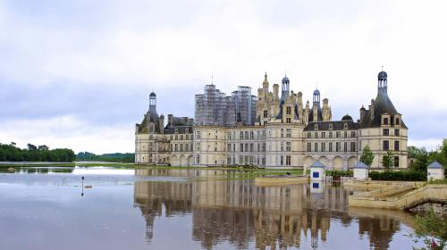 Confinement : le château de Chambord vidé de ses touristes