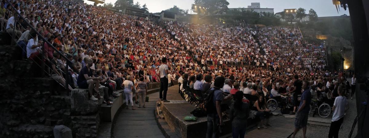 Nuits De Fourviere Une Affluence En Retrait Avec 136 000 Spectateurs