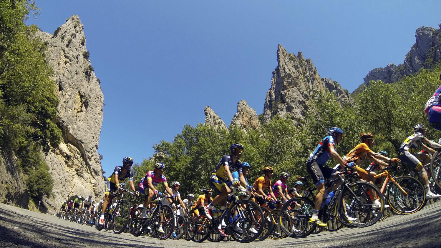 tour de france etape pyrenees