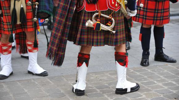 Pourquoi les Écossais portent-ils des kilts