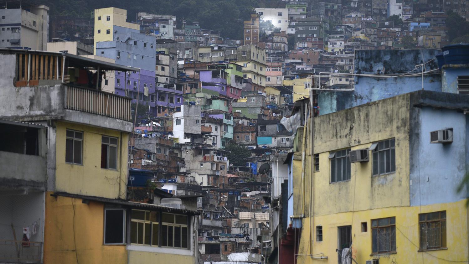 Présidentielle au Brésil : les favelas boudent la gauche