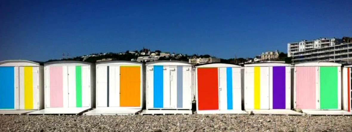 Les Cabanes De Plage Du Havre Prennent De La Couleur