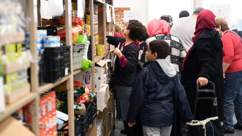 Dons : les Français mettent la main à la poche