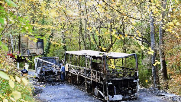 Accident de car de Puisseguin : le parquet demande des mises en examen