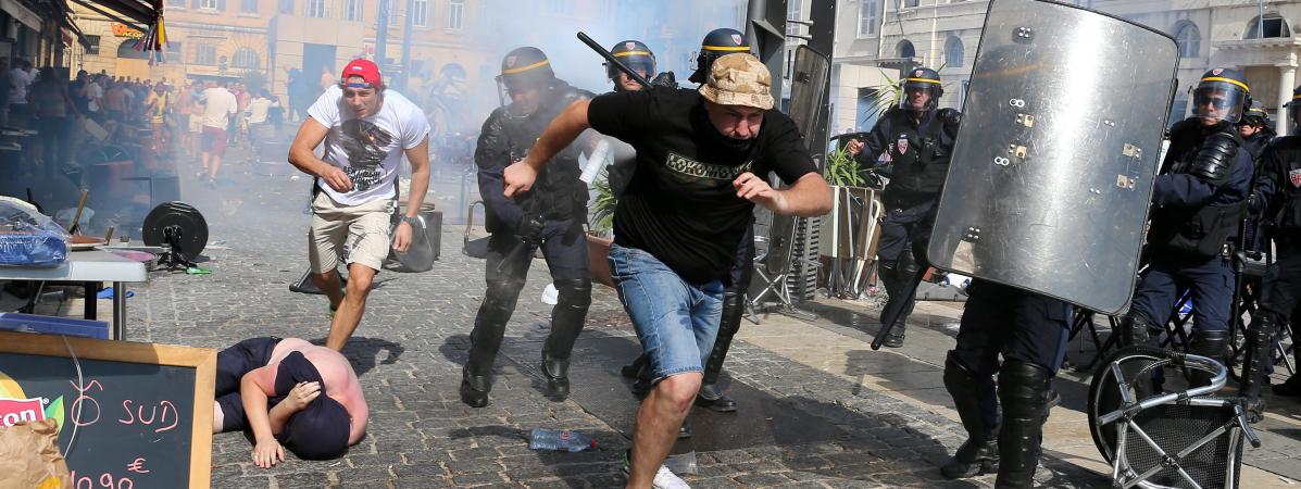 Coupe Du Monde 2018 Pres De 400 Hooligans Russes Deja Interdits