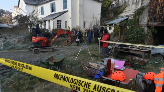 Lors des fouilles effectuées dans l\'ancienne maison des Seznec, à Morlaix (Finistère), le 24 février 2018.