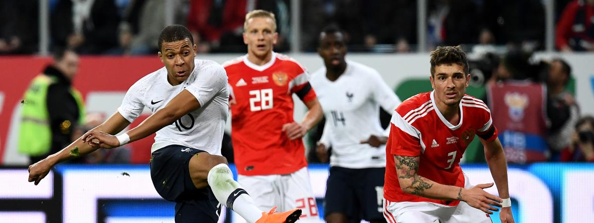 Résultat de recherche d'images pour "Foot : les Bleus se rassurent en s'imposant face à la Russie (3-1)"