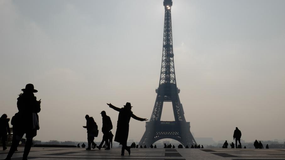 tour eiffel wikipedia junior