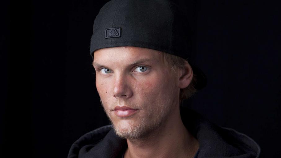 Dj avicii фото