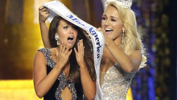 Miss Dakota du Nord élue Miss América 2017 à Atlantic City (New Jersey).