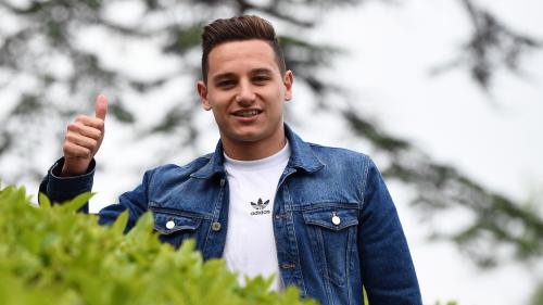 Florian Thauvin offre une nouvelle poussette adaptée à un enfant handicapé victime d'un vol