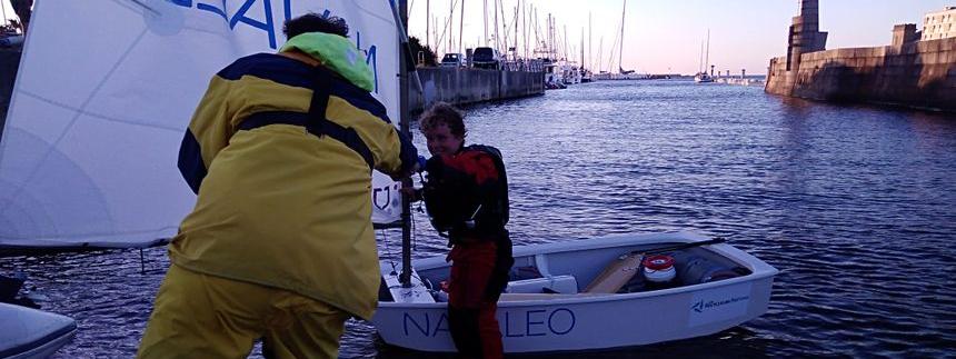 Le jeune FranÃ§ais de 12 ans&nbsp;a mis 14 heures et 21 minutes pour&nbsp;traverser la Manche.