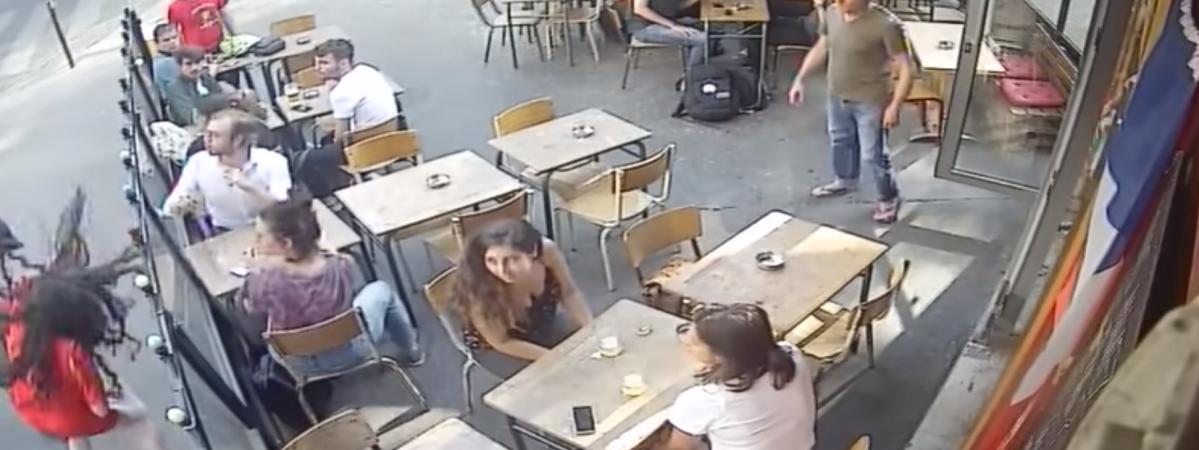 Une jeune femme frappée au visage à Paris, le 24 juillet 2018.