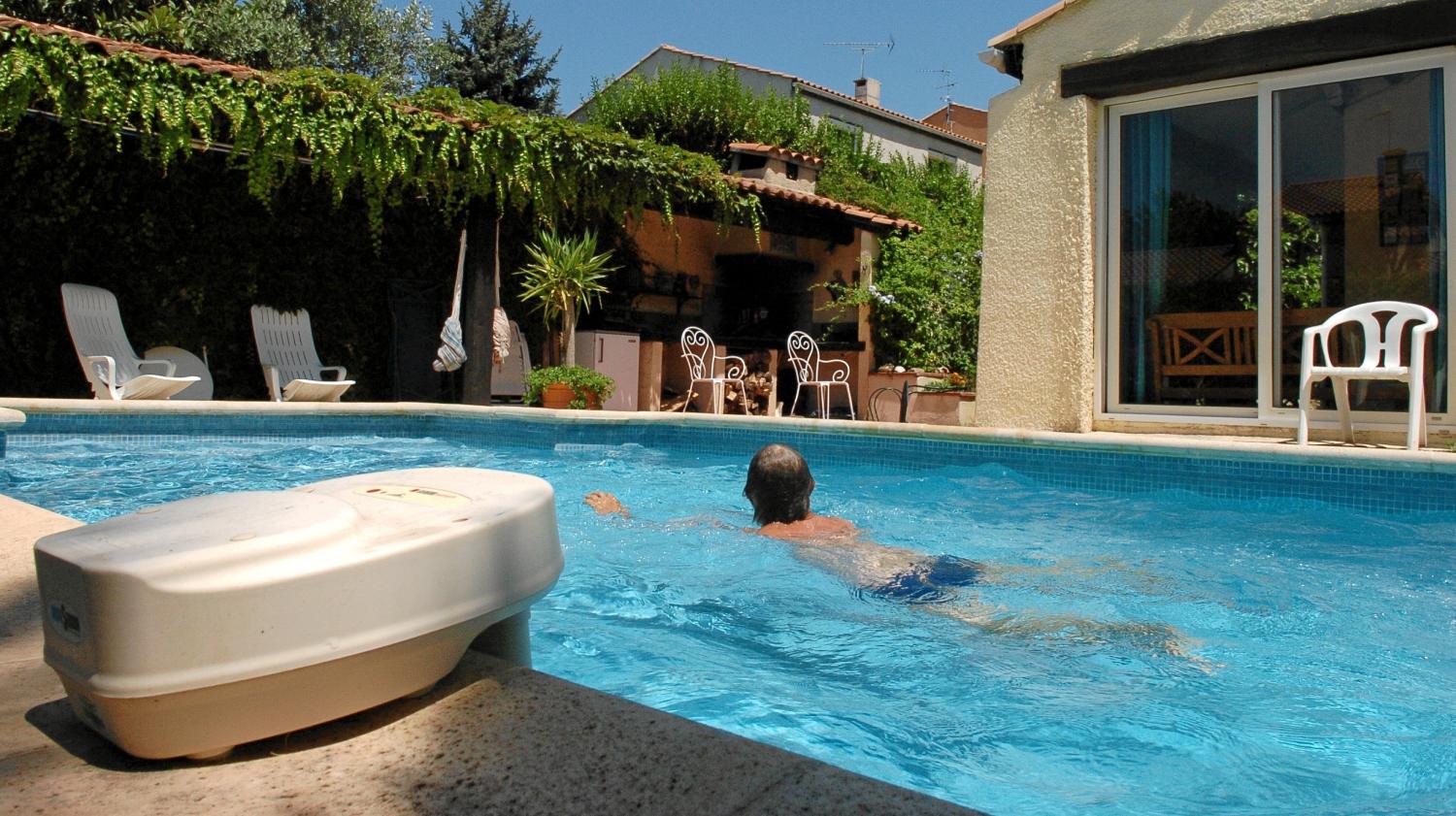 Le Airbnb  de la piscine Swimmy revendique 16 000 abonn s 