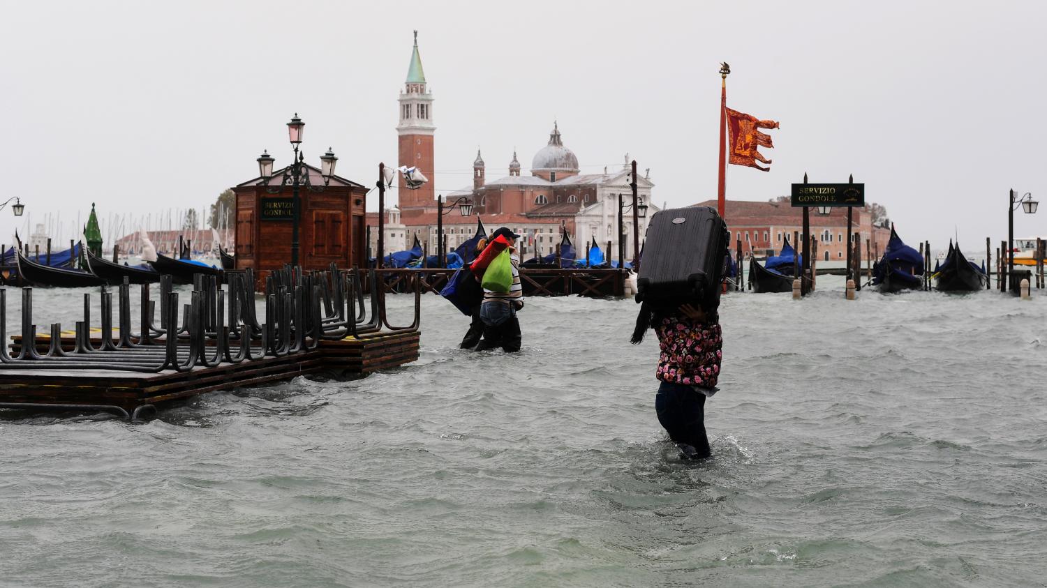 Italie : Dix Morts Dans Les Intempéries, Venise Sous L'eau