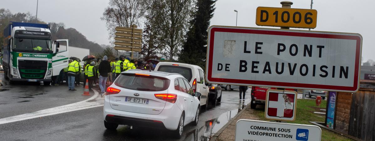 Mort Dune Manifestante Gilet Jaune En Savoie La