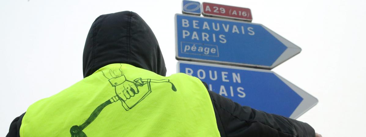 Gilets Jaunes Champs Elysées Bouclés Stations De Métro