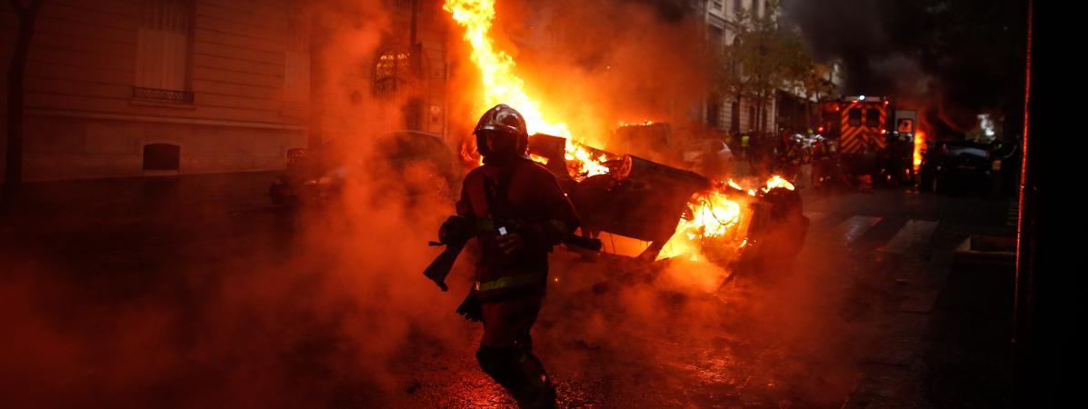 Recit ça Sent La Révolution De Larc De Triomphe à La