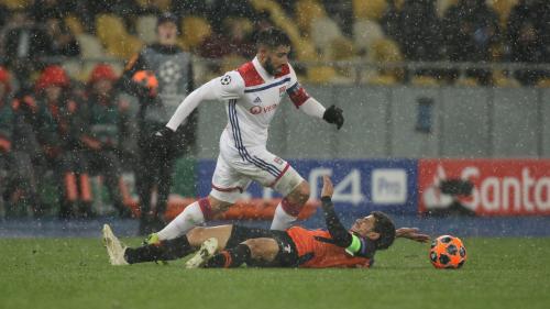 Ligue des champions : l'Olympique lyonnais arrache sa qualification pour les 8e de finale après un nul (1-1) face au Chakthior Donetsk