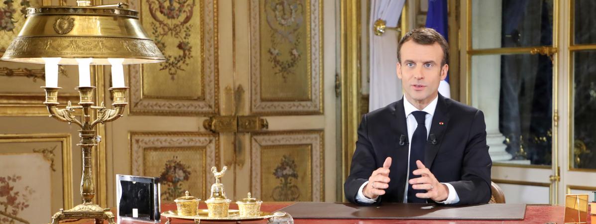 Emmanuel Macron, le 10&nbsp;dÃ©cembre 2018, Ã  l\'ElysÃ©e, lors de son allocution en rÃ©ponse Ã  la crise des \"gilets jaunes\".