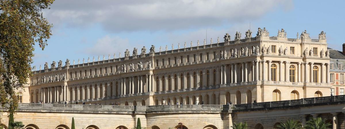 Gilets Jaunes Le Château De Versailles Fermé Samedi