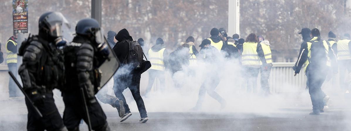 Lyon Un Gilet Jaune Condamné à Huit Mois De Prison Ferme