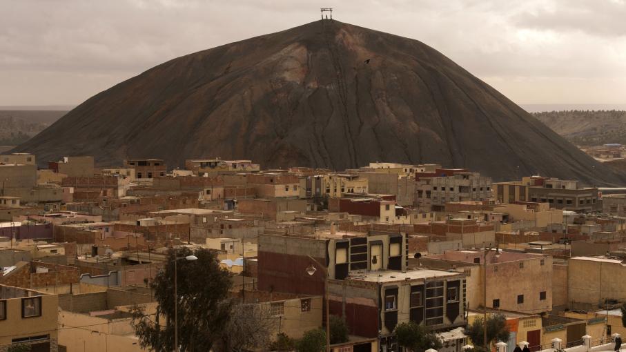 Maroc : Les Mines De Charbon Fermées De Jerada Tuent Toujours