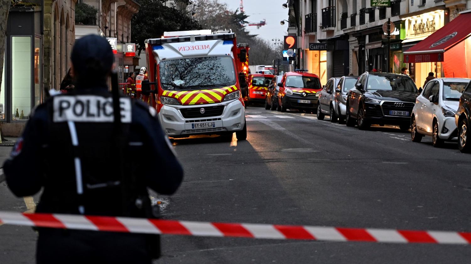 DIRECT. Incendie à Paris : La Suspecte Admise En Infirmerie ...