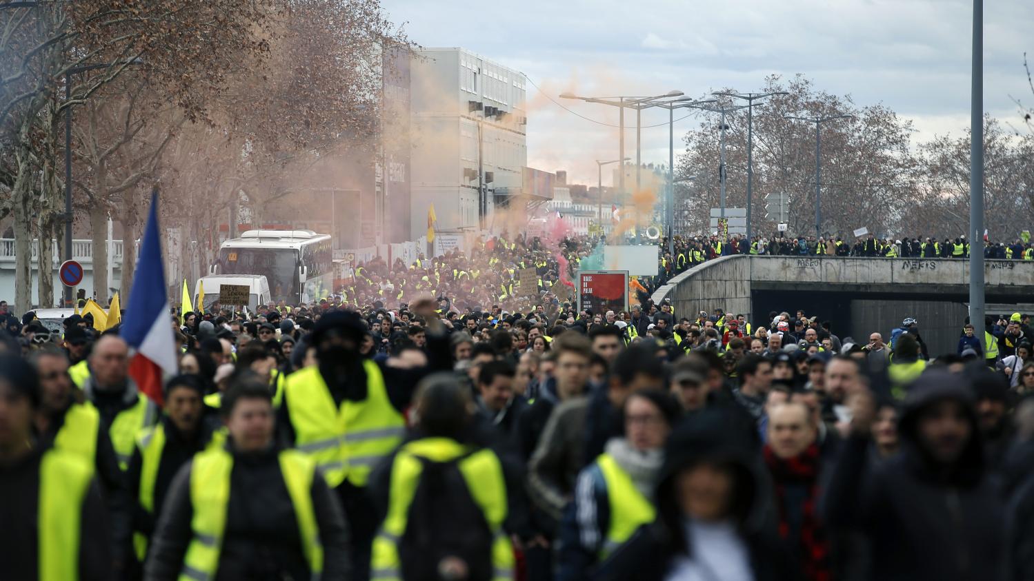 Gilets Jaunes Le 14e Samedi De Manifestations