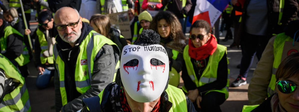 Un Rassemblement De Gilets Jaunes Français à Genève Pour