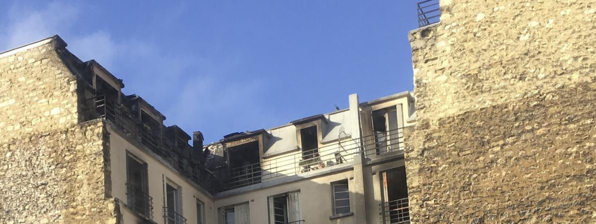 L\'immeuble incendiÃ© rue Erlanger Ã Paris le 5 fÃ©vrier 2019.