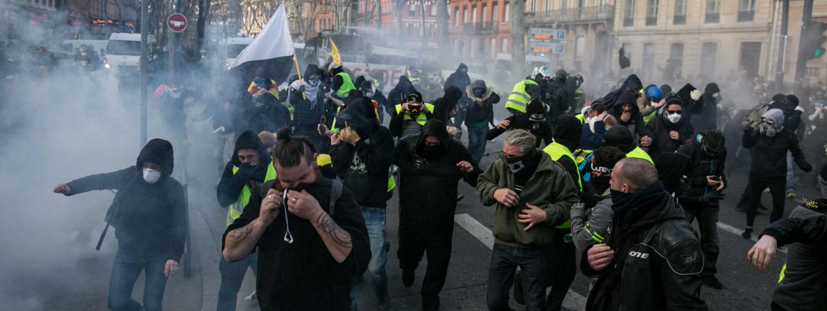 Gilets Jaunes Lonu Réclame Une Enquête Sur Lusage