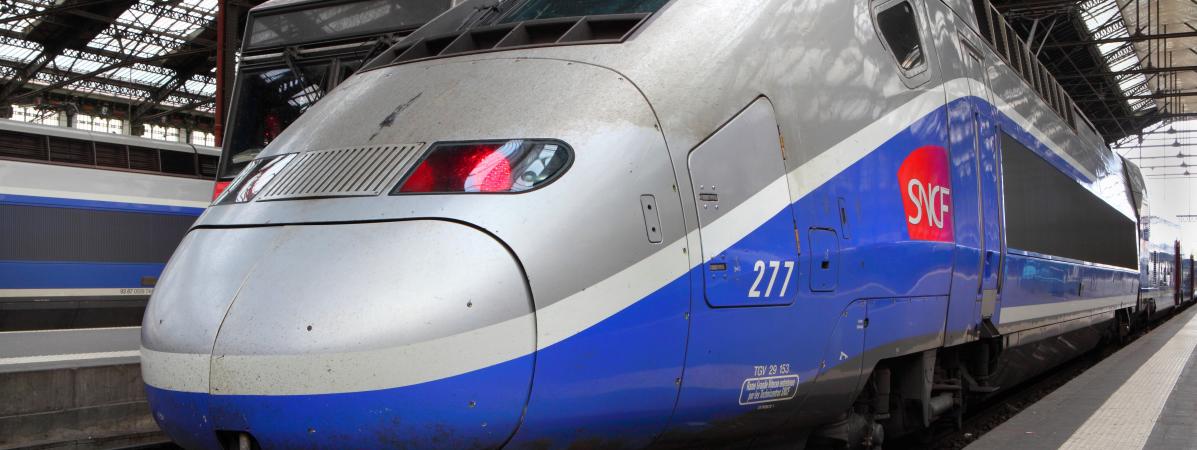 Onze Heures Pour Faire Marseille Paris En Tgv Des Passagers De